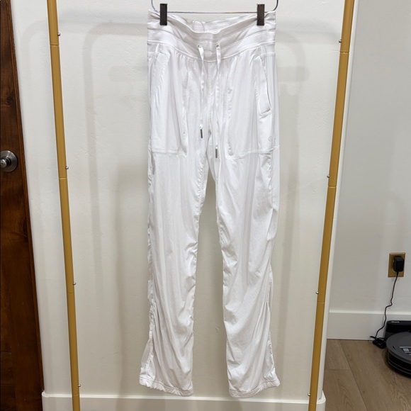 Lululemon Dance Studio Mid-Rise Pant - Regular length - Picture 2 of 10